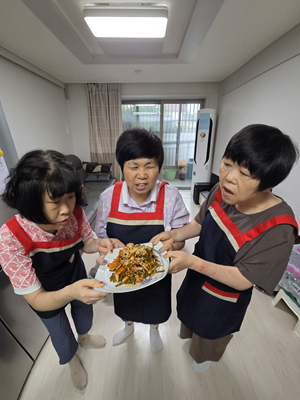 관련사진