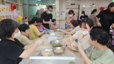 관련사진